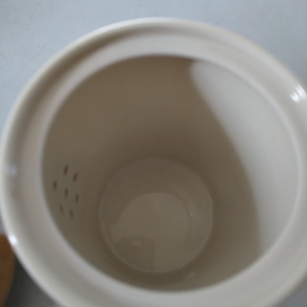 Tim Hortons tea pot - Picture 5 of 7
